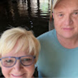 Meet your Posher, Leslie